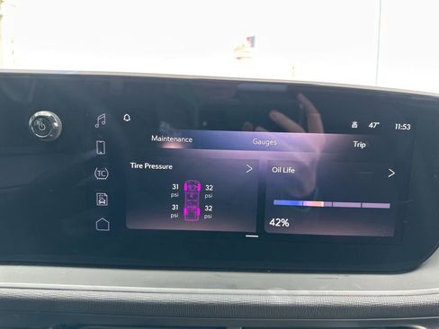 Used 2025 Buick Envista Preferred image 44