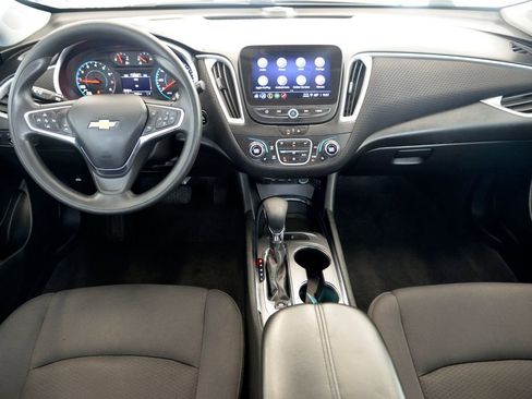 Used 2023 Chevrolet Malibu LT FWD image 17