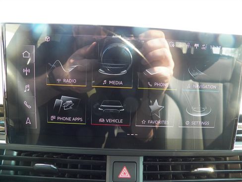 Used 2023 Audi A4 2.0T Premium Plus image 27