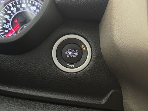 Certified 2022 RAM 1500 Laramie AWD/4WD image 26