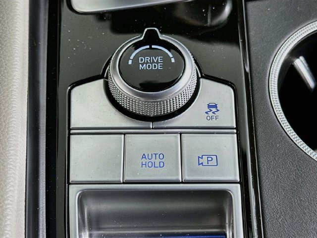 Used 2023 Genesis G70 2.0T RWD image 20