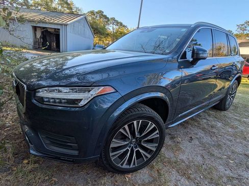 Used 2020 Volvo XC90 T5 Momentum w/ Protection Package Premier image 4