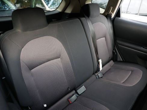 Used 2010 Nissan Rogue SL w/ Premium Pkg image 14