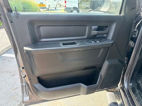 Used 2022 RAM 3500 Tradesman w/ Convenience Group AWD/4WD image 15