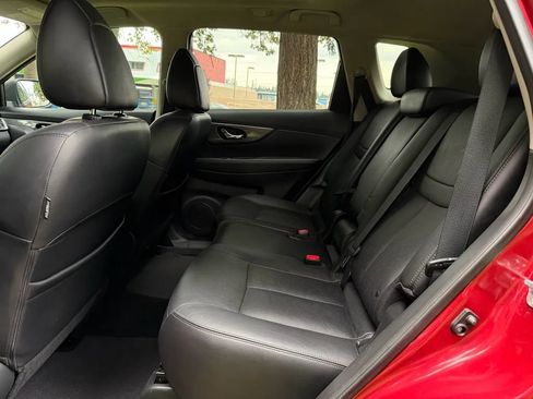 Used 2015 Nissan Rogue SL w/ SL Premium Package image 16