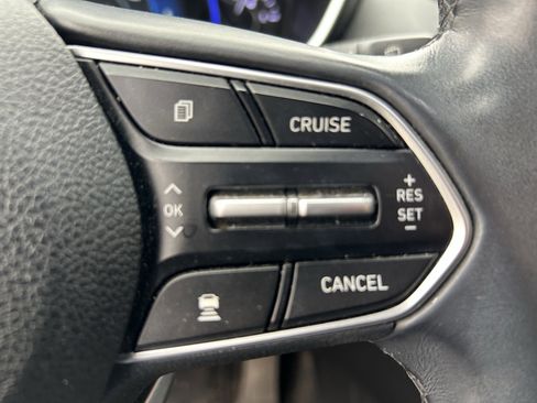 Used 2019 Hyundai Santa Fe Limited image 19