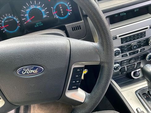 Used 2012 Ford Fusion SE FWD image 22