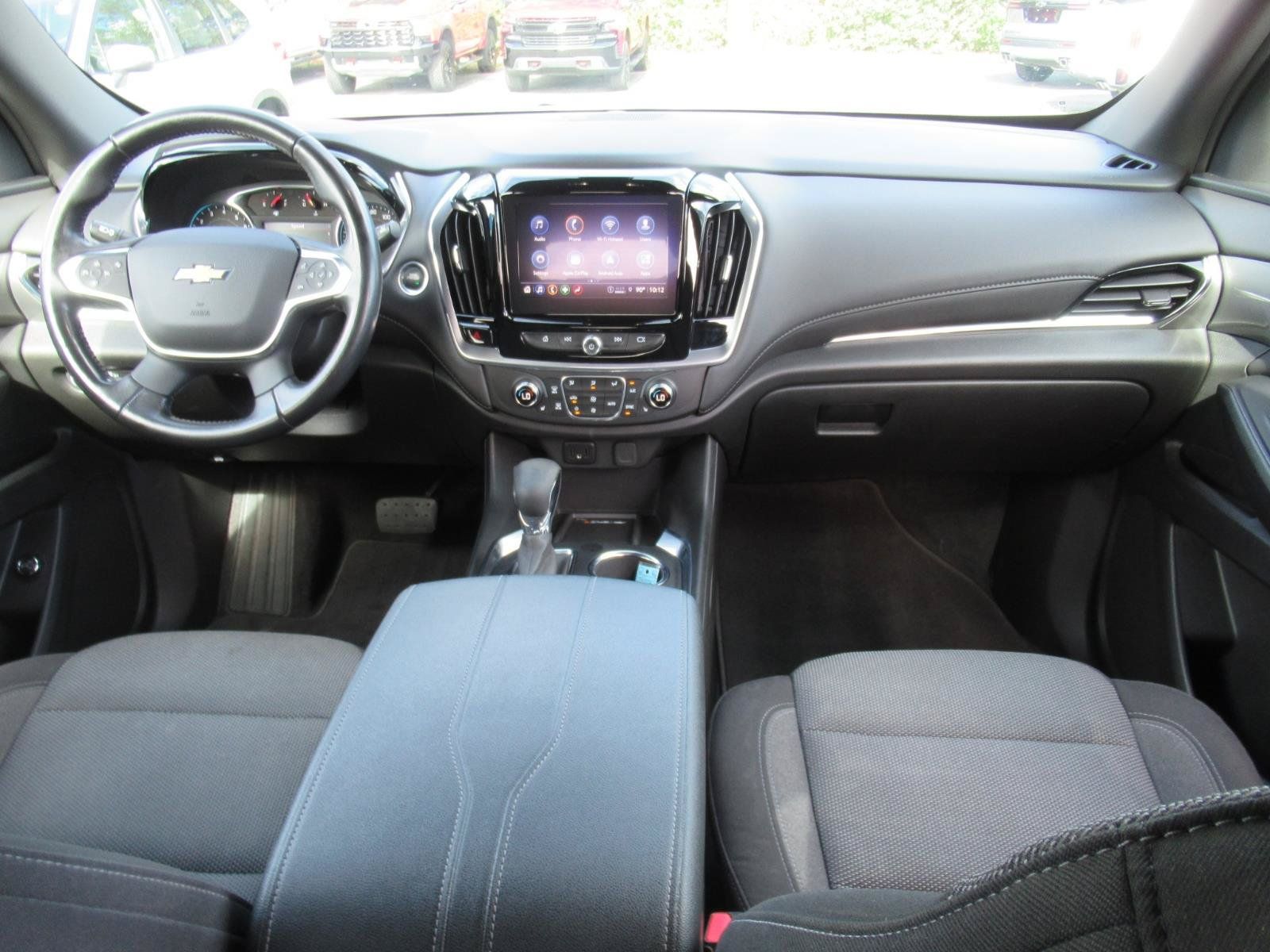 Used 2022 Chevrolet Traverse LT FWD image 13