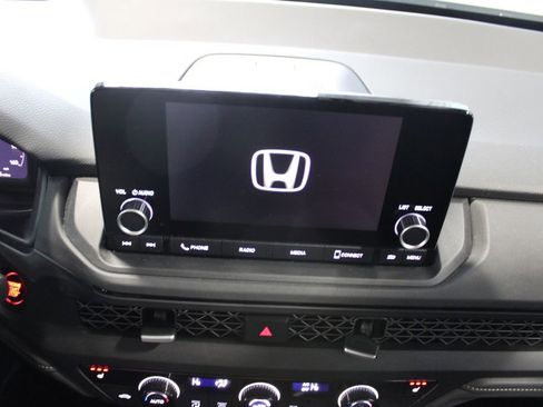 Certified 2024 Honda Accord EX image 23