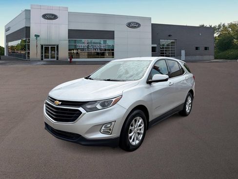 Used 2019 Chevrolet Equinox LT FWD image 1
