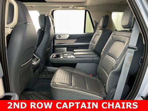Used 2019 Lincoln Navigator Black Label image 12