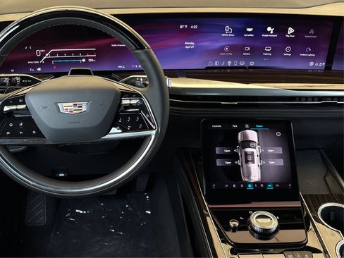 New 2026 Cadillac Escalade Luxury w/ LPO, Radiant Package AWD/4WD image 16