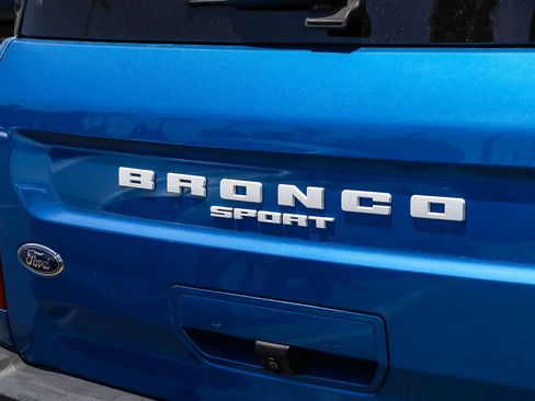 Used 2022 Ford Bronco Sport Outer Banks w/ Tech Package AWD/4WD image 8