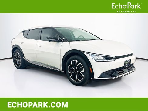 Used 2024 Kia EV6 Wind w/ Wind Technology Package AWD/4WD image 1