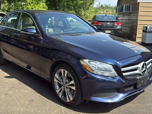 Used 2018 Mercedes-Benz C 300 4MATIC Sedan image 2