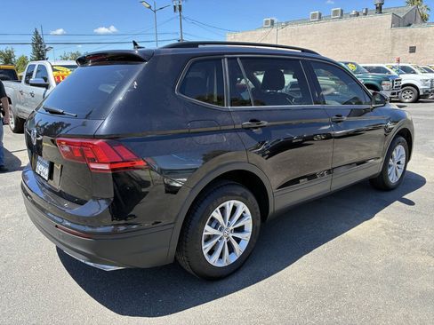 Used 2020 Volkswagen Tiguan S FWD image 2