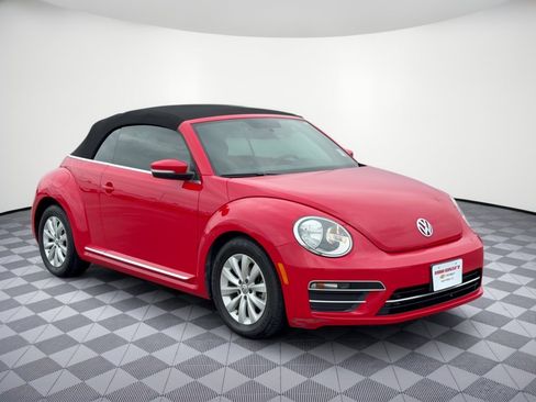 Used 2019 Volkswagen Beetle 2.0T S FWD image 7