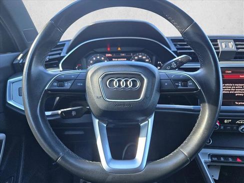 Used 2023 Audi Q3 2.0T Premium image 17