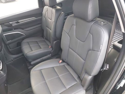 New 2025 Kia Telluride EX image 16