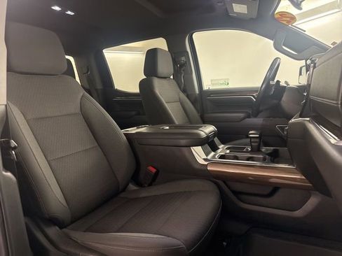 Used 2022 Chevrolet Silverado 1500 RST image 13