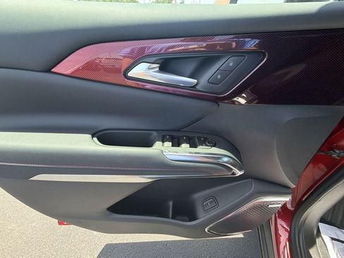 New 2026 Chevrolet Traverse Z71 w/ Enhanced Driving Package AWD/4WD image 19
