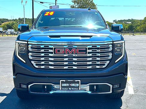 Used 2024 GMC Sierra 1500 Denali w/ Denali Reserve Package AWD/4WD image 11