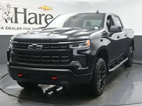 New 2026 Chevrolet Silverado 1500 LT Trail Boss w/ LPO, Dark Essentials Package AWD/4WD image 7