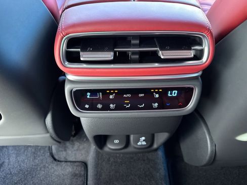 New 2026 Genesis GV80 3.5T e-SC image 16