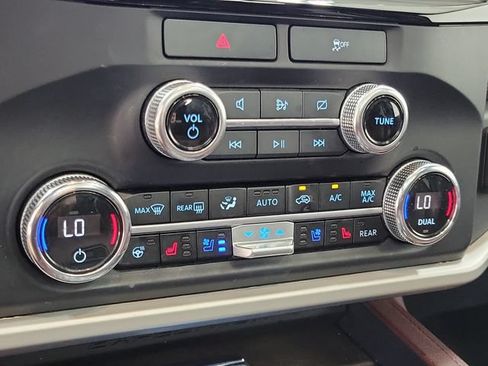 Used 2023 Ford Expedition Max Limited AWD/4WD image 33