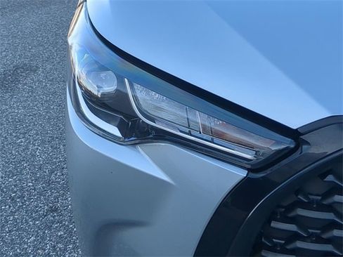 Certified 2025 Toyota Corolla Cross L image 10