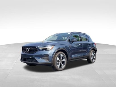 New 2026 Volvo XC40 B5 Core w/ Protection Package Premier