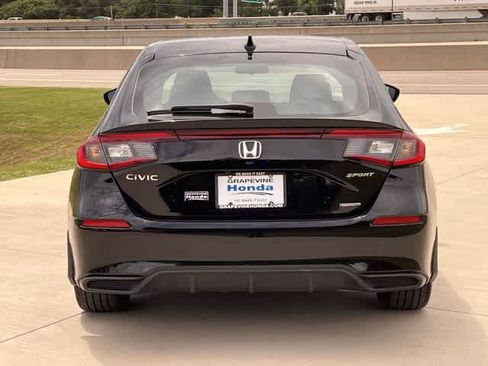 Certified 2025 Honda Civic Sport image 6
