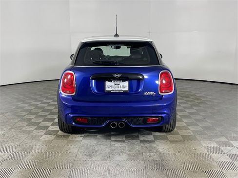 Used 2019 MINI Cooper S w/ Signature Upholstery Package image 25