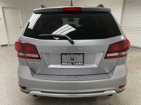 Used 2018 Dodge Journey Crossroad image 6