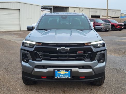 Used 2024 Chevrolet Colorado Z71 w/ Advanced Trailering Package image 8