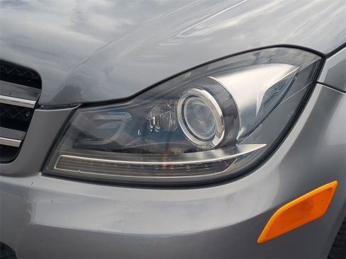 Used 2014 Mercedes-Benz C 250 Coupe image 7