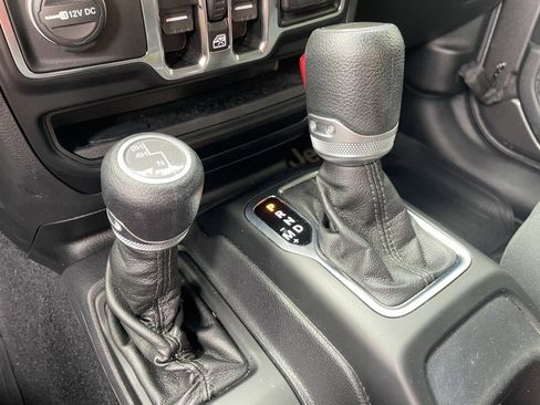 Used 2020 Jeep Gladiator Sport w/ Quick Order Package 24S image 40