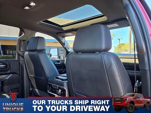 Used 2020 GMC Sierra 2500 AT4 w/ AT4 Premium Package image 23