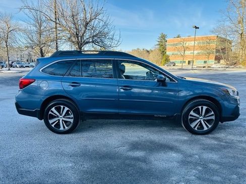 Used 2018 Subaru Outback 3.6R Limited image 4