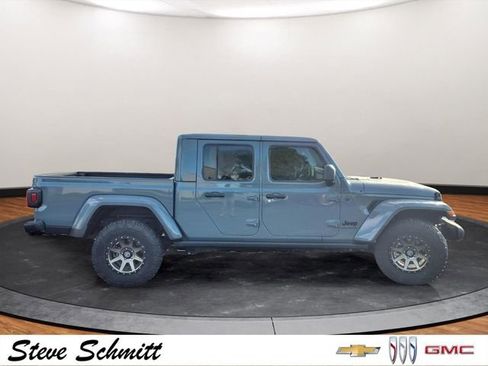 Used 2025 Jeep Gladiator Sport AWD/4WD image 24