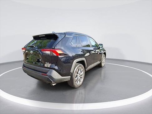 Certified 2023 Toyota RAV4 XLE Premium AWD/4WD image 10