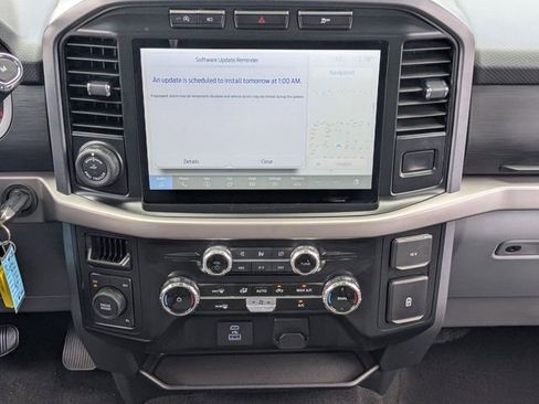 Used 2024 Ford F150 XLT AWD/4WD image 17
