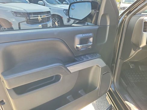 Used 2018 Chevrolet Silverado 1500 LTZ Z71 w/ Redline Edition AWD/4WD image 21