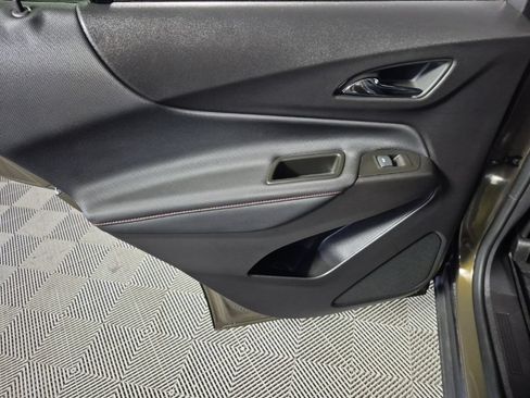 Certified 2024 Chevrolet Equinox RS w/ RS Leather Package FWD image 19