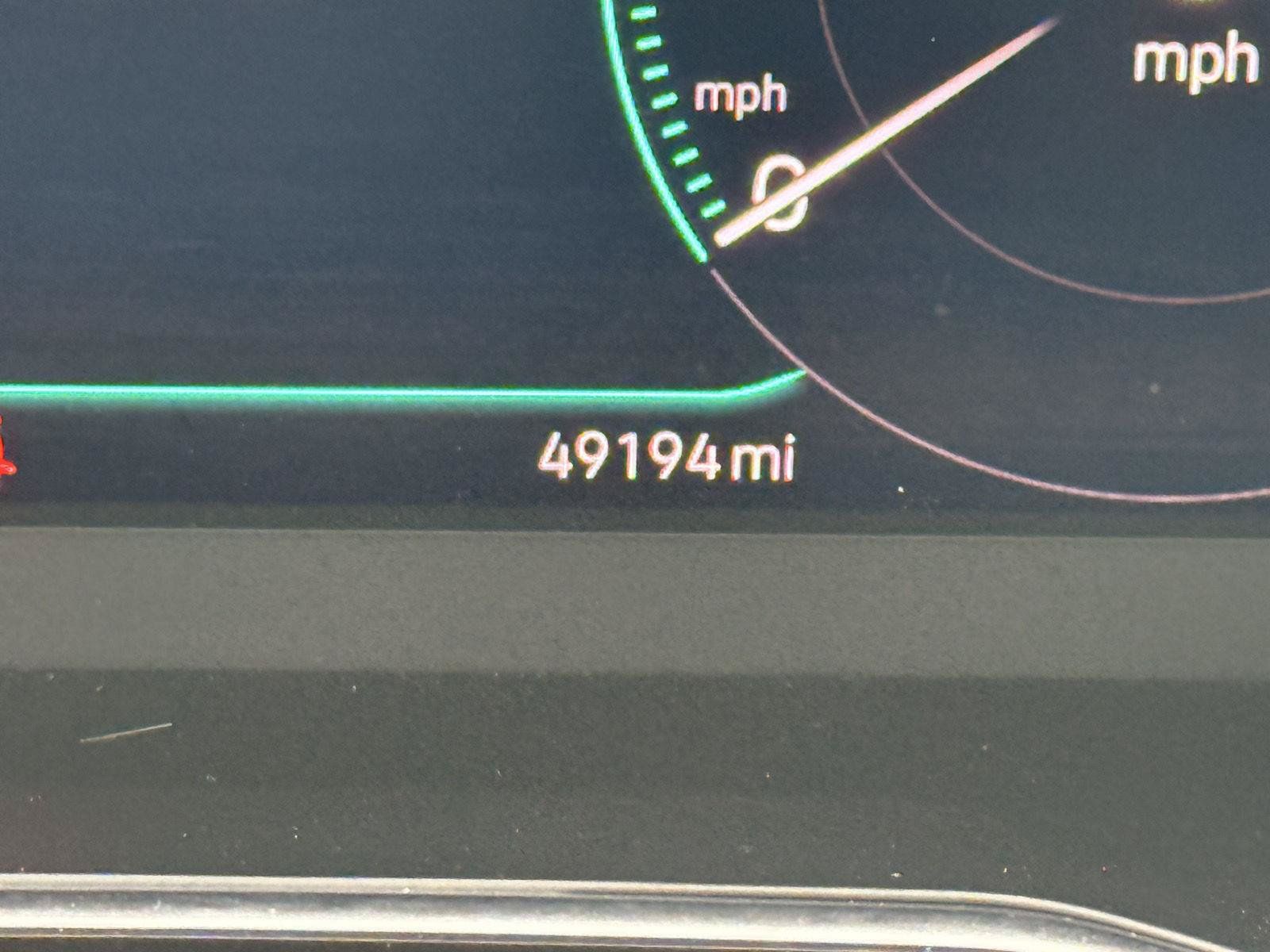 Used 2019 Volkswagen Jetta SEL Premium FWD image 32