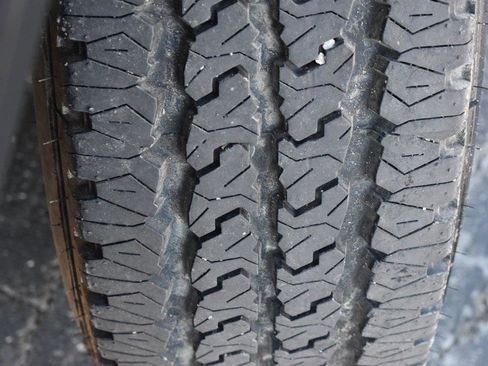 Used 2023 GMC Sierra 2500 SLT w/ SLT Convenience Package image 36