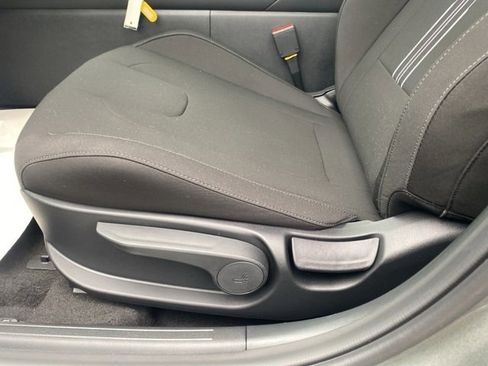 New 2026 Hyundai Elantra SEL Sport FWD image 27