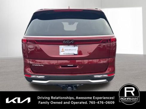 Used 2024 Kia Carnival SX Prestige FWD image 4