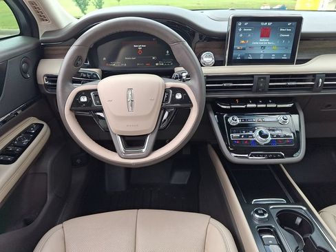 Used 2020 Lincoln Corsair Reserve w/ Equipment Group 201A AWD/4WD image 11