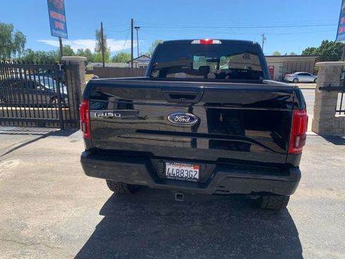 Used 2017 Ford F150 Lariat image 5